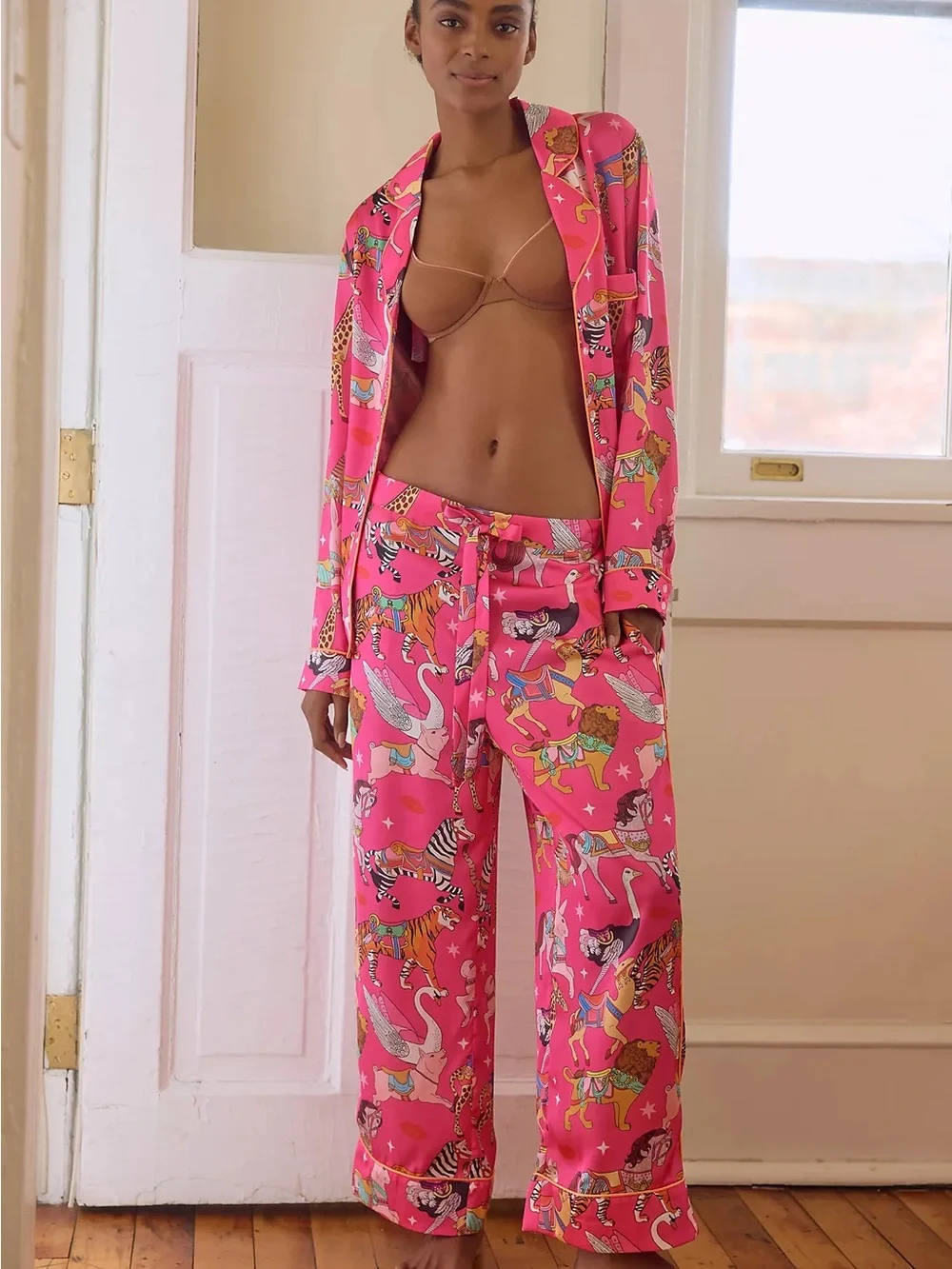 Karen Mabon Silky Satin Pajama Set Pink Animals Carousel - Picture 4 of 9